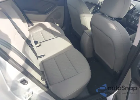 2016 Kia Forte Lx из США, поврежденный, VIN KNAFK4A64G5520307